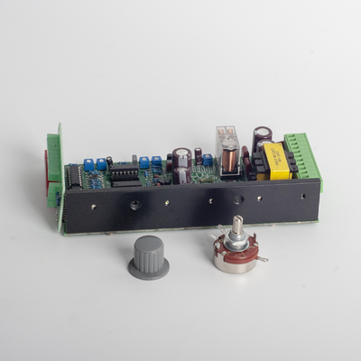 ระบบเคลือบผงไฟฟ้าสถิตแบบแมนนวลปืน 100kv แรงดันเอาต์พุตสูงสุด Kci Pcb